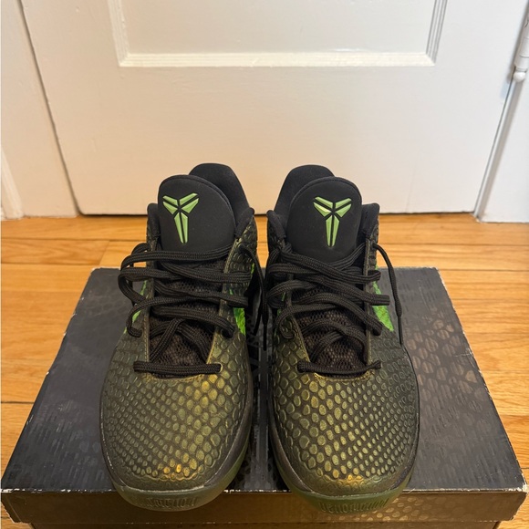 Nike Zoom Kobe VI 6 Supreme Rice Men’s Size  8 446442 301
